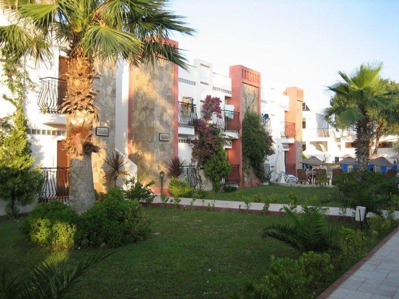 Kriss Otel Ортакент Екстериор снимка