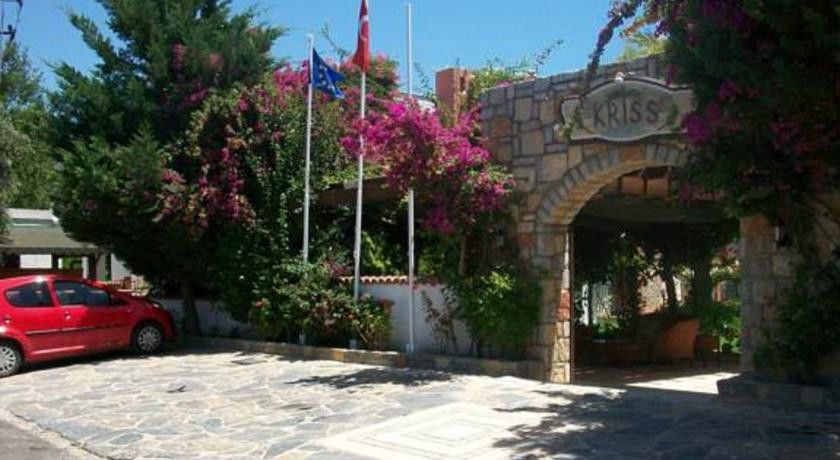 Kriss Otel Ортакент Екстериор снимка