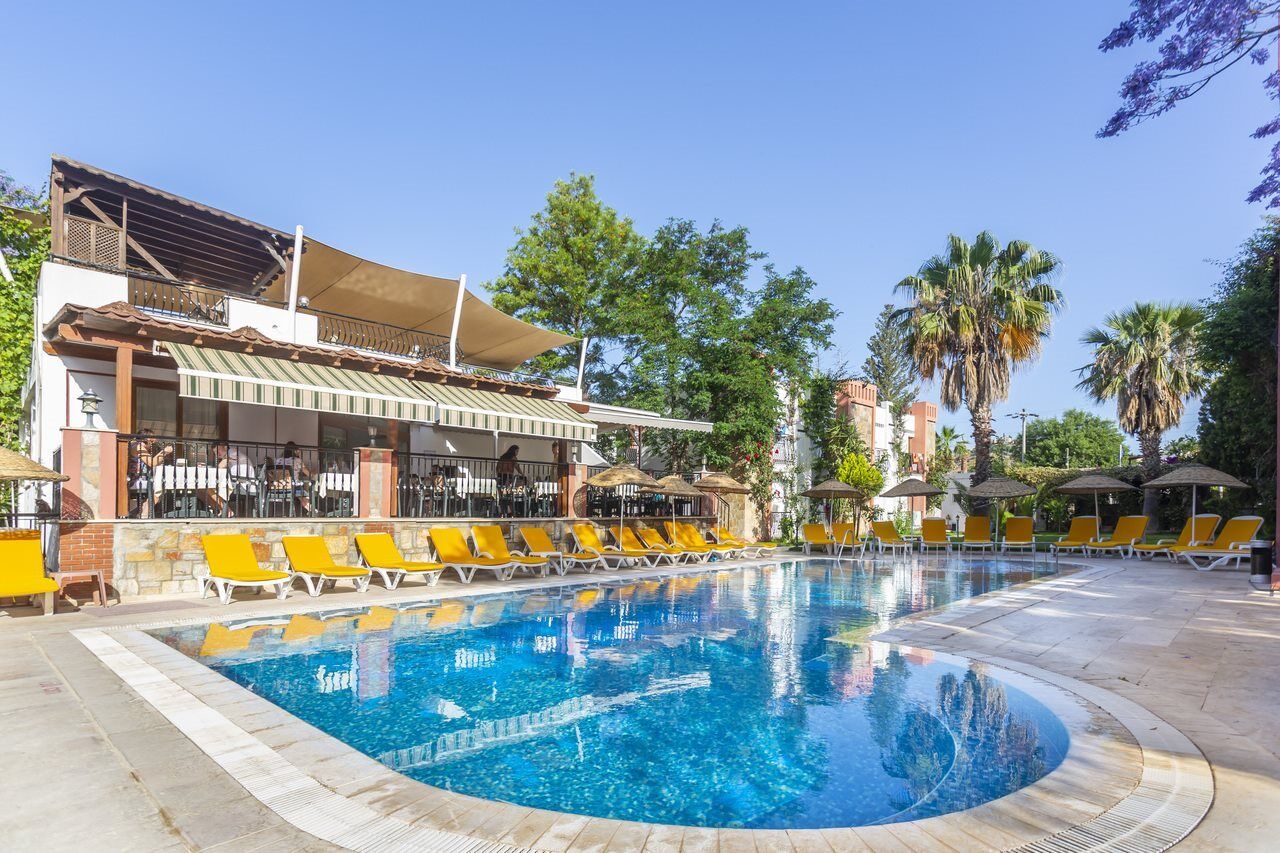 Kriss Otel Ортакент Екстериор снимка